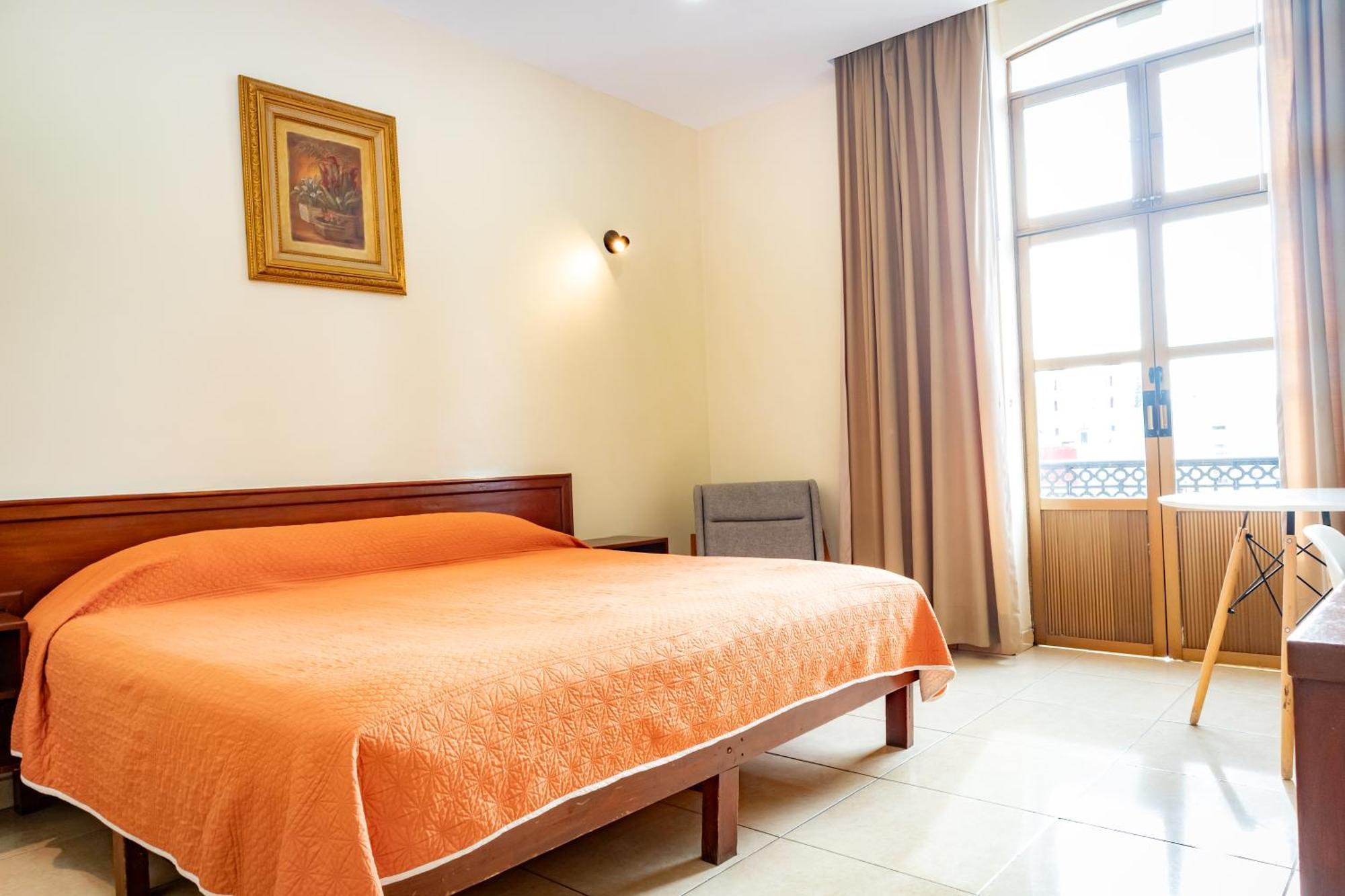 Hotel Fiesta Altena เตปาติตลัน เด โมเรลอส ภายนอก รูปภาพ